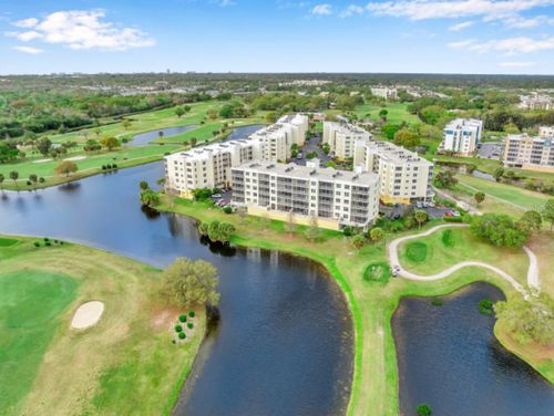 2301-1200 Country Club Dr, LARGO, FL, 33771-2165 | Card Image