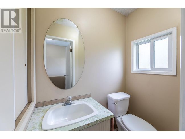 13018 Armstrong Ave, House other with 4 bedrooms, 3 bathrooms and 4 parking in Summerland BC | Image 17