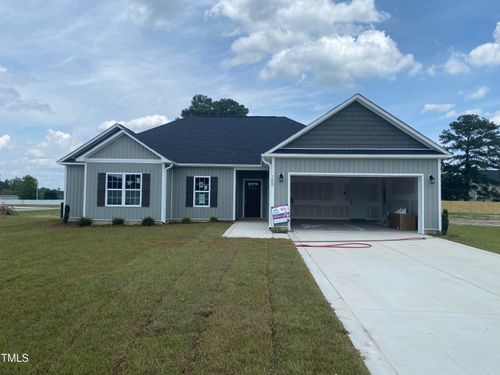 100 Nova Pl, Pikeville, NC, 27863-7003 | Card Image