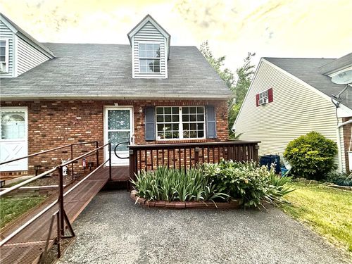 7 W Pittston St, Allentown, PA, 18103-5192 | Card Image