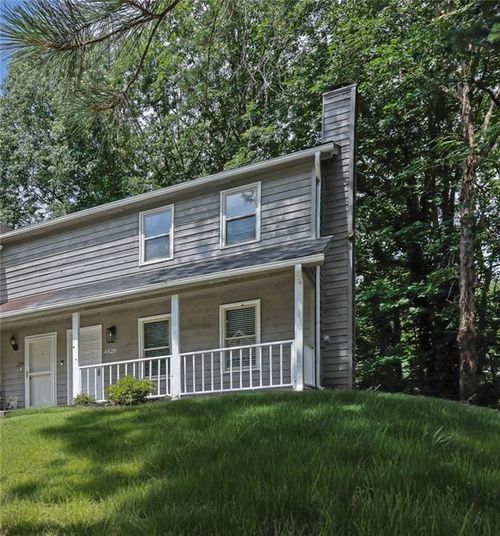 4520 Coopers Creek Cir Se, Smyrna, GA, 30082-4811 | Card Image