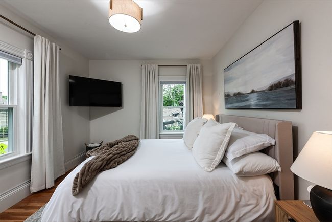 1 - 51 Elm St, House attached with 4 bedrooms, 2 bathrooms and 2 parking in Andover MA | Image 16