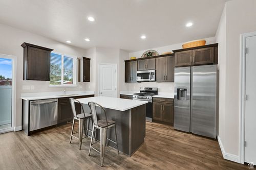 unit-127-250 W 1200 S, Tremonton, UT, 84337-2204 | Card Image