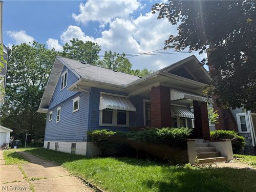 1011 Chalker St, Akron, OH, 44310-1313 | Card Image