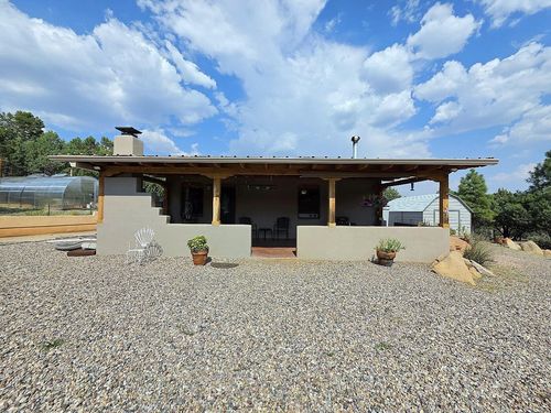 39 Meikle Rd, Tijeras, NM, 87059-8250 | Card Image