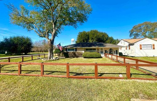 6501 Verde St, Groves, TX, 77619-5131 | Card Image