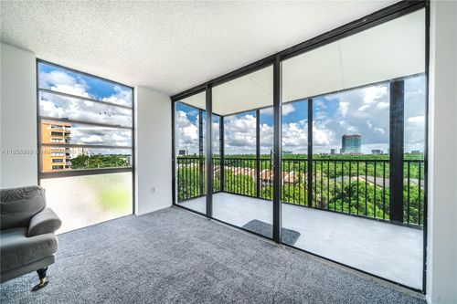 c610-2500 Ne 135th St, North Miami, FL, 33181-3591 | Card Image
