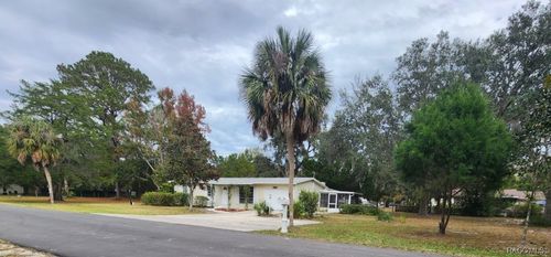 1045 Fan Palm Pt, Crystal River, FL, 34429-5409 | Card Image