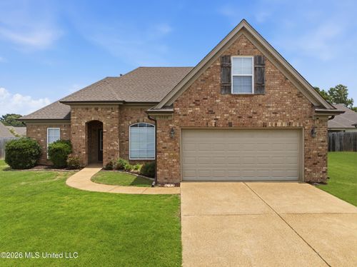 4208 Bramble Crest Dr, Southaven, MS, 38672-5012 | Card Image
