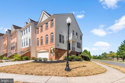 25260 Bald Eagle Ter, CHANTILLY, VA, 20152-6689 | Card Image