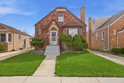 7339 N Osceola Avenue, Chicago, IL, 60631 | Card Image