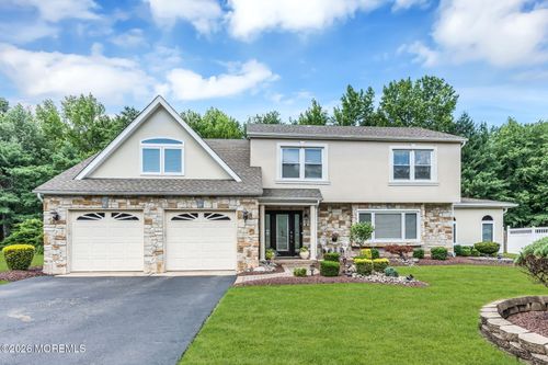 28 Devon Dr, Manalapan, NJ, 07726-3414 | Card Image