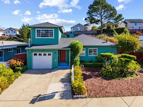 831 Byron Dr, South San Francisco, CA, 94080-2102 | Card Image
