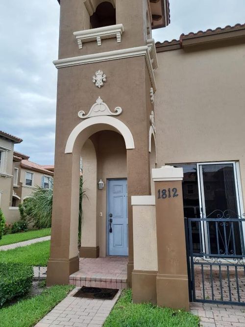 1812-6516 Morgan Hill Trl, West Palm Beach, FL, 33411-4813 | Card Image