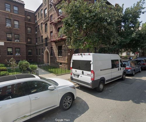 4p-62-64 Saunders St, Rego Park, NY, 11374-1513 | Card Image