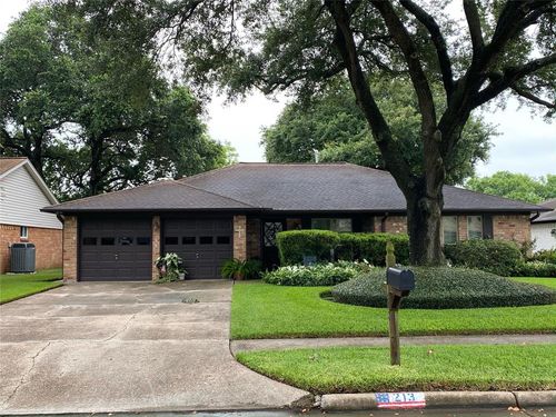 213 Temperance Ln, Deer Park, TX, 77536-6261 | Card Image