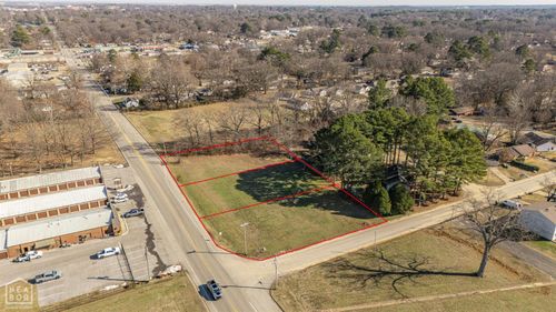 1 Washington, Jonesboro, AR, 72401 | Card Image