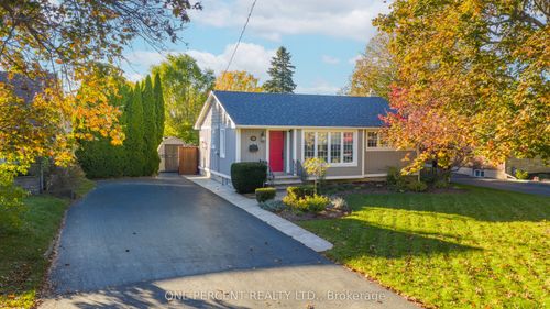 38 Albany Dr, Saint Catharines, ON, L2N3T5 | Card Image