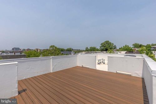 b-1237 Oates St Ne, WASHINGTON, DC, 20002-3825 | Card Image