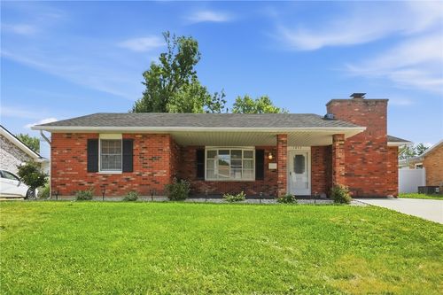 1853 Pueblo Dr, Xenia, OH, 45385-4228 | Card Image