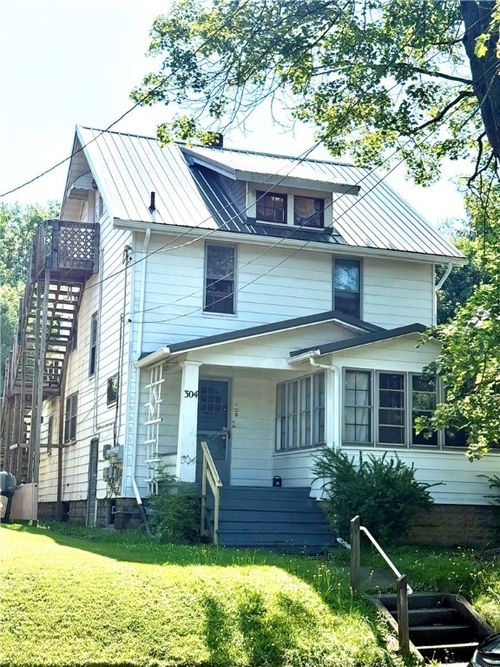 304 Elm Ave, Sharon, PA, 16146-2356 | Card Image