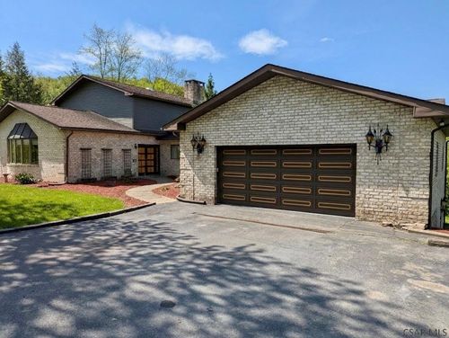 1024 Saint Clair Rd, Johnstown, PA, 15905-1518 | Card Image