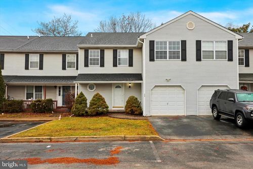 306 Manor Ln, KING OF PRUSSIA, PA, 19406-2527 | Card Image