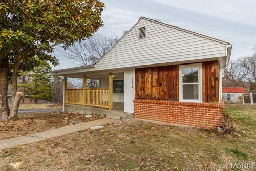 222 Warren St, Richland, MO, 65556-7805 | Card Image