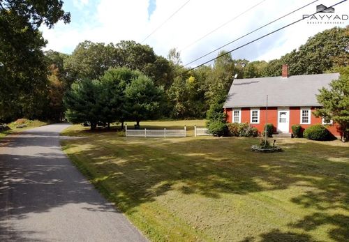 342 Chestnut St, Uxbridge, MA, 01569-2200 | Card Image