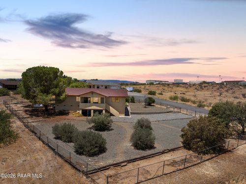 17571 E Hummingbird Ln, Mayer, AZ, 86333-4338 | Card Image