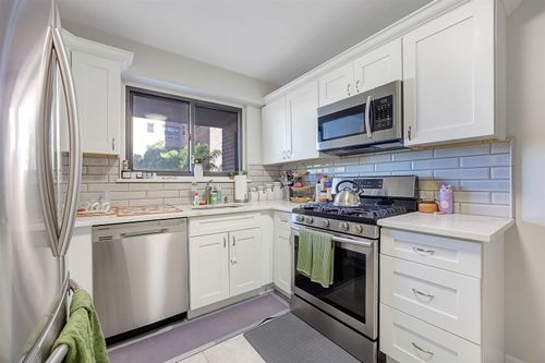 2m-8800 Blvd East, North Bergen, NJ, 07047 | Card Image