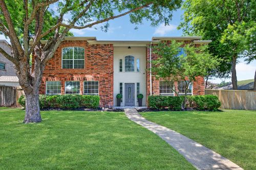 825 Foxwood Ln, Wylie, TX, 75098-3829 | Card Image