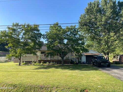 1162 Maple Hollow Rd, Duncansville, PA, 16635-6903 | Card Image