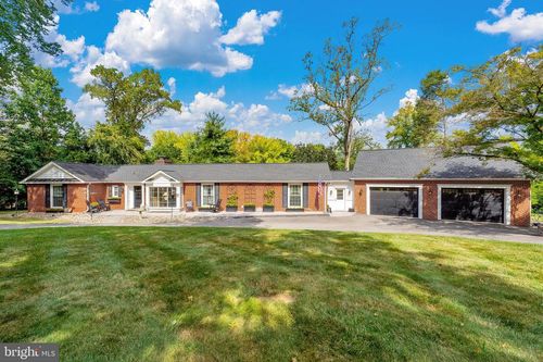 506 Dogwood Ln, Conshohocken, PA, 19428-2413 | Card Image