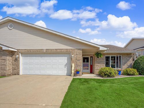 512 3rd Ave Nw, Byron, MN, 55920-1295 | Card Image