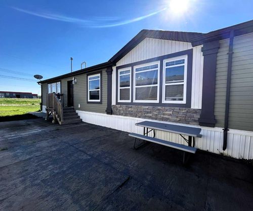 5023 44 Ave, Vermilion, AB, T9X1J7 | Card Image
