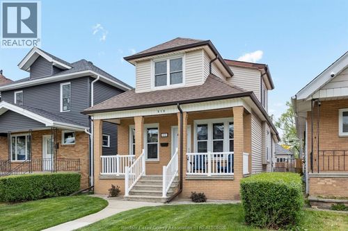 919 Elsmere Ave, Windsor, ON, N9A2A8 | Card Image
