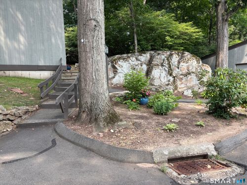 a-35 Harbour Vlg, Branford, CT, 06405-4466 | Card Image