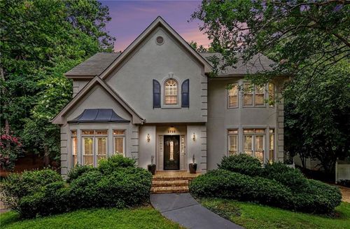 2710 Abbottswell Dr, Johns Creek, GA, 30022-6163 | Card Image