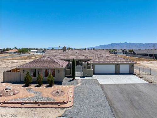 381 E Kiowa St, Pahrump, NV, 89048-3548 | Card Image