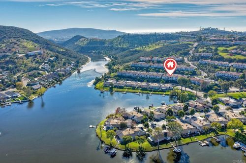 1560 Caminito Aguar, San Marcos, CA, 92078-7215 | Card Image