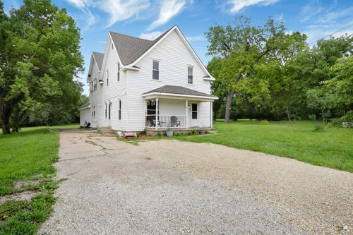 507 E Barton Rd, Leonardville, KS, 66449-9767 | Card Image