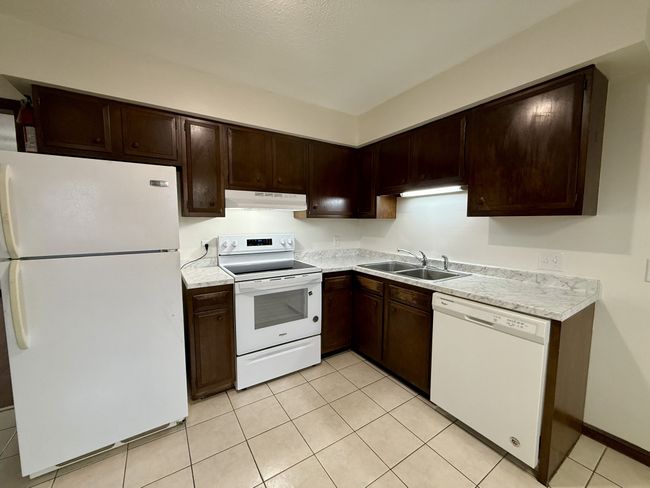 APT-7 - 110 Elleta Ave, Condo with 2 bedrooms, 2 bathrooms and null parking in Gallatin TN | Image 14