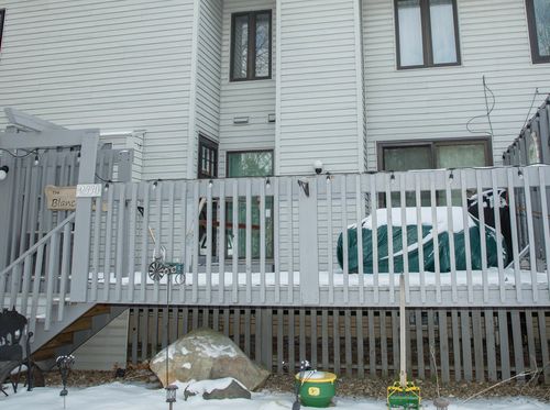 2330 Dusty Rd, Waterloo, IA, 50701-9733 | Card Image