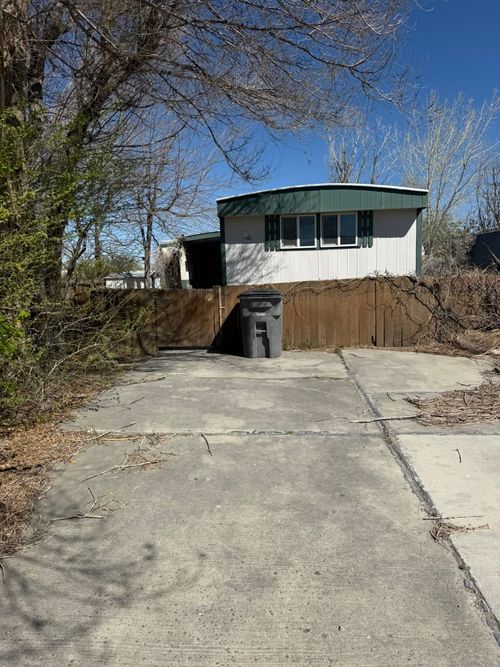 1180 5th St, Evansville, WY, 82636-8531 | Card Image