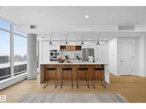 14105 W Block Dr Nw, Edmonton, AB, T5N1L5 | Card Image