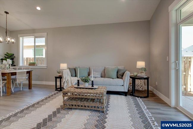 1055 Sassafras St, House other with 4 bedrooms, 2 bathrooms and null parking in Independence OR | Image 12