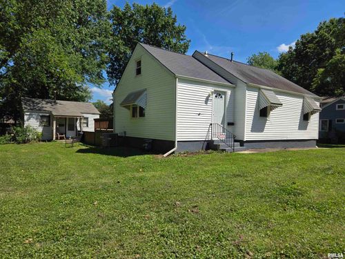 3324 S 2nd St, Springfield, IL, 62703-4606 | Card Image