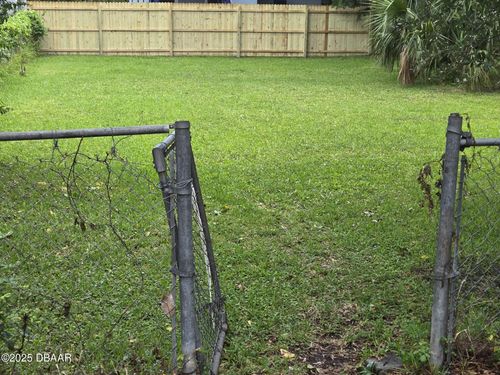 133 North St, Daytona Beach, FL, 32114-2134 | Card Image