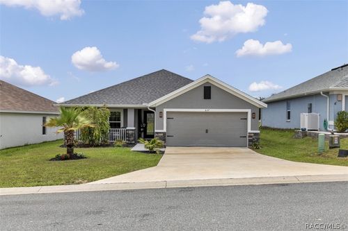 657 W Twisted Oaks Dr, Beverly Hills, FL, 34465-3577 | Card Image